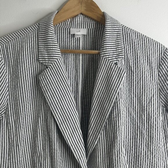 J Jill Blazer Womens Large Petite Gray White Stripe Seersucker Stretch Jacket - Picture 2 of 14